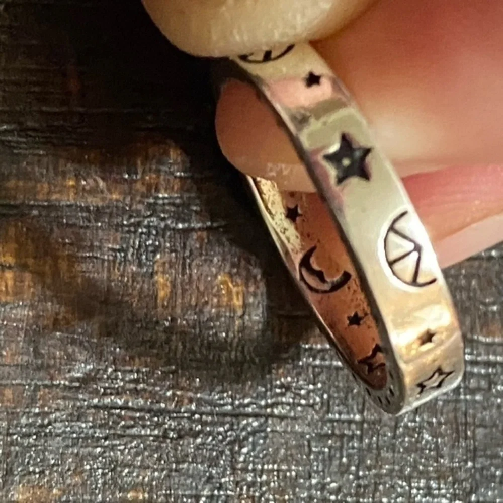 Sterling Silver Peace, Moon, Stars and Happy Ring - Picture 6 of 7